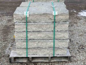36-canyon-gray-sanpped-steps-4ft-step-green-stone-natural-stone-landscape-supplier
