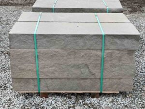 60-in-step-5ft-snapped-stone-indiana-limestone-step-landscape-greenstone-natural-stone-landscape-supplier