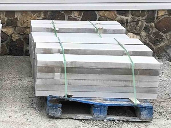 indiana-limestone-sawn-faced-12-inch-wall-cap-coping-greenstone-natural-stone-supplier-landscape-supply