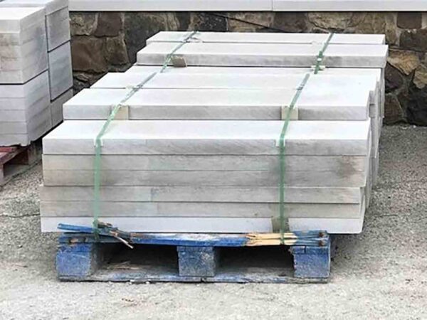 indiana-limestone-sawn-faced-14-inch-wall-cap-coping-greenstone-natural-stone-supplier-landscape-supply
