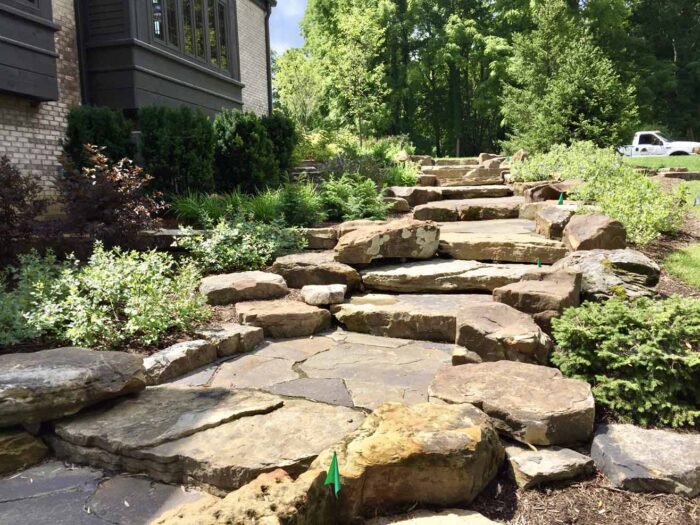 ozark-irregular-steps-natural-stone-rock-outcropping-green-stone-step-stairway-noblesville-fishers-carmel-fortville