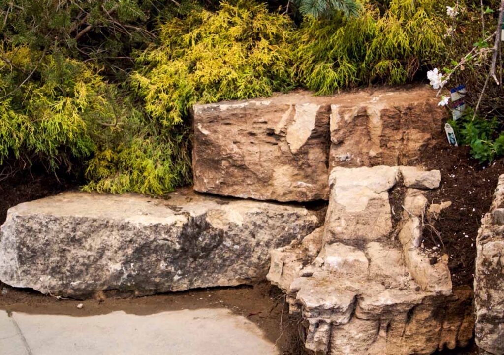 IN Limestone Non-Variegated – Pier Caps – Rock Faced – 24″ x 24 ...