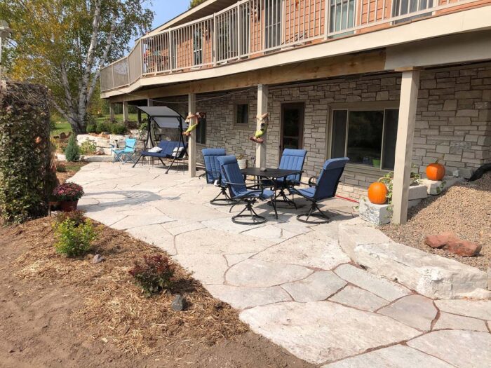 fond-du-lac-steppers-flagstone-green-stone-nautral-stone-carmel-zionsville-fishers